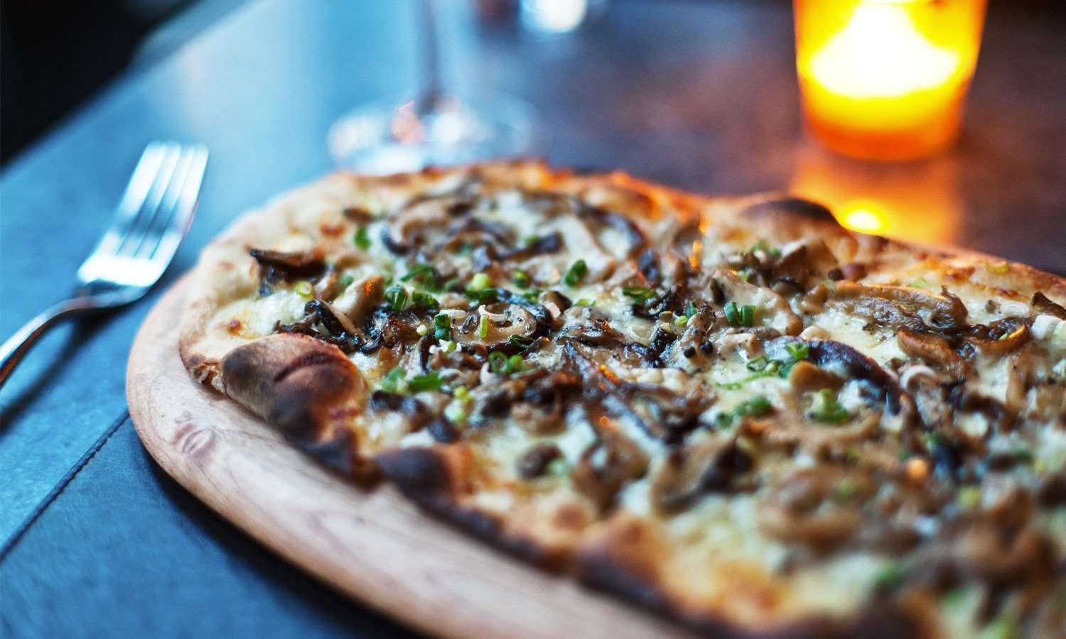罗顿公园大道酒店 纽约 外观 照片 A mushroom pizza