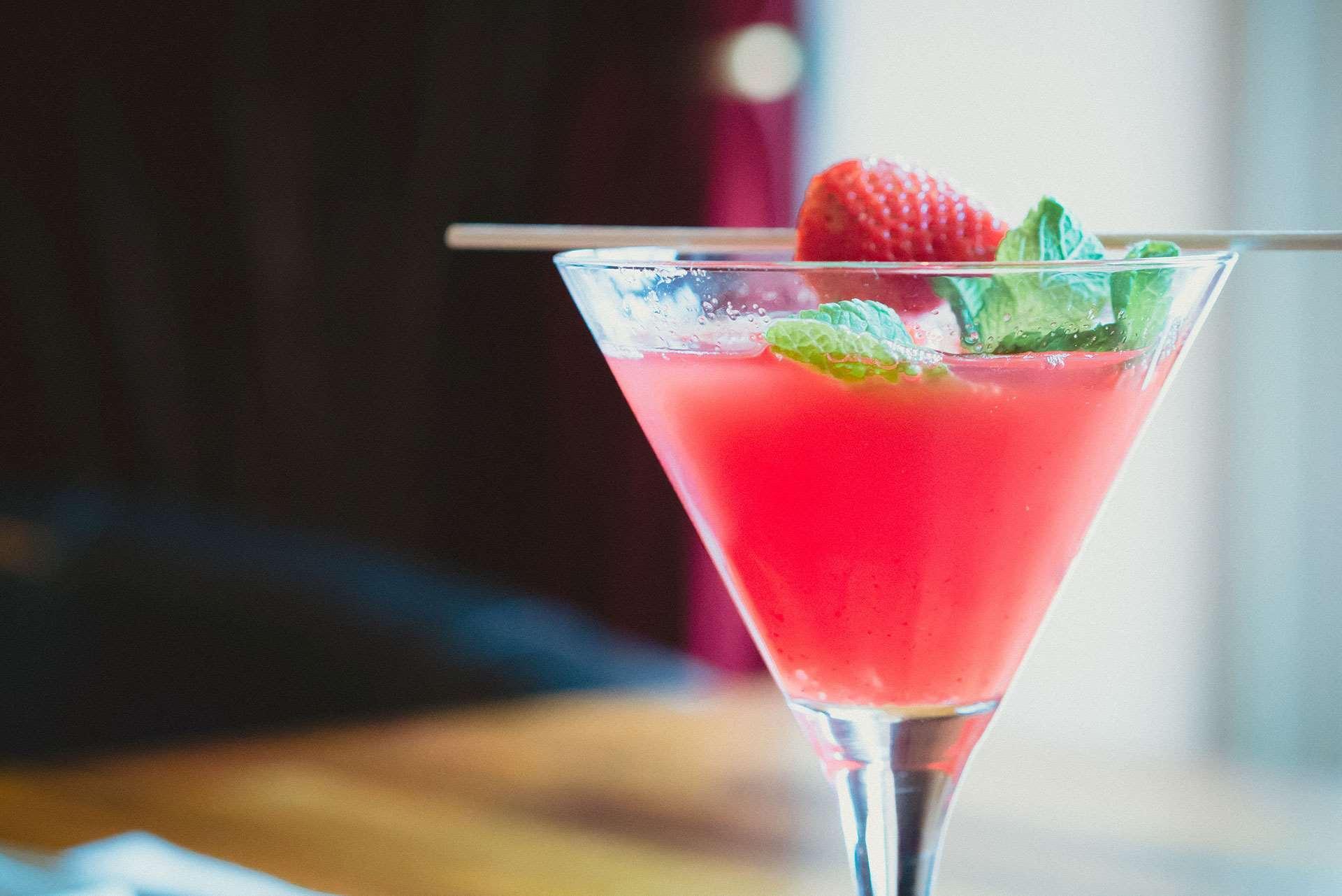罗顿公园大道酒店 纽约 外观 照片 A strawberry martini